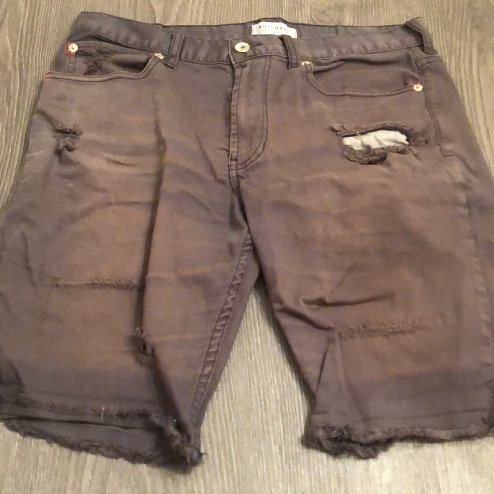Men’s bullhead shorts